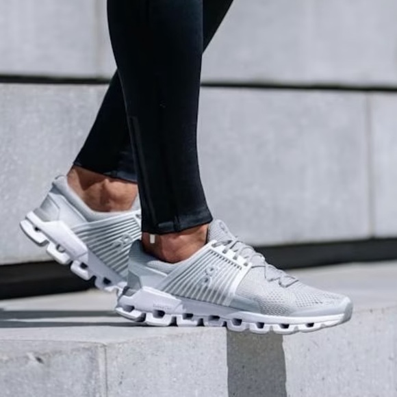 On Running Shoes - On Cloudswift Women’s Running Shoe Glacier/White